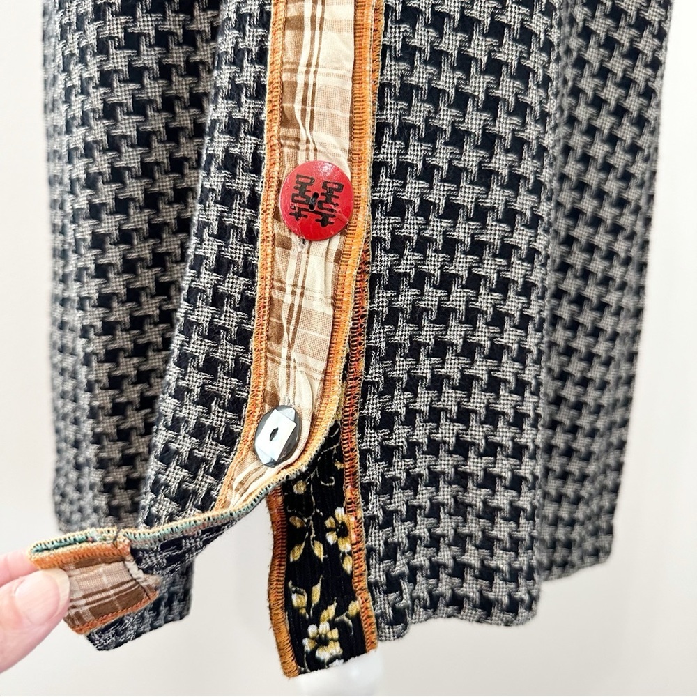 Faith Mixed Print Beaded Button Patchwork Sleevel… - image 5